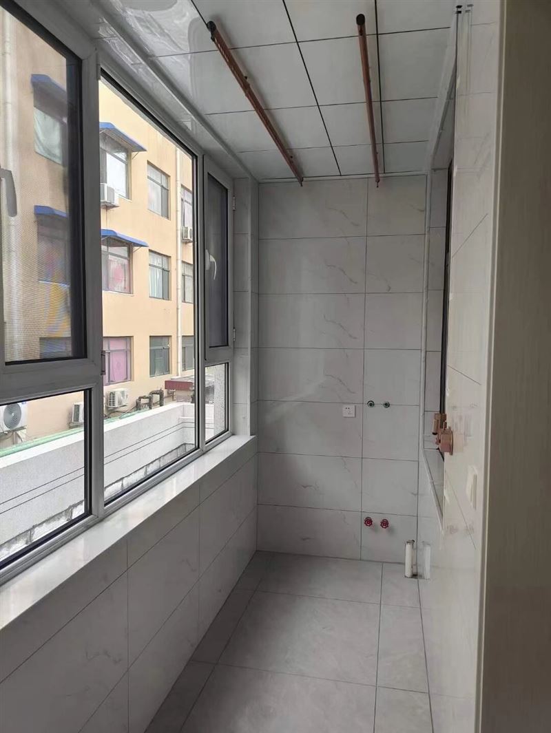 矿建街劳动局正对面房租出租